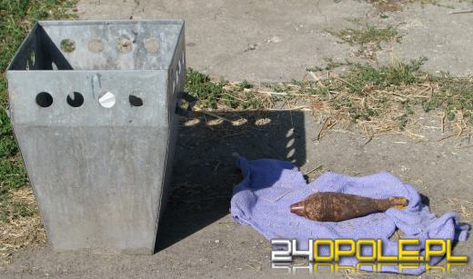 Pijany mężczyzna znalazł pocisk i nosił go w plecaku