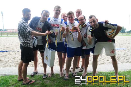 W piłkę nożną można grać także na piasku