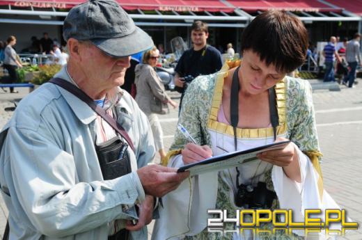 Radny poszedł w dyby. W obronie lekcji historii