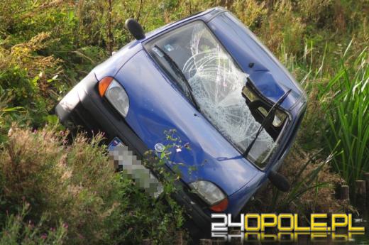 Śmiertelne potrącenie rowerzysty. Prawdopodobny sprawca porzucił samochód