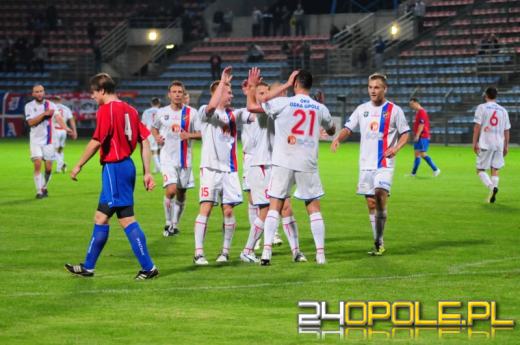 Odra pewnie wygrywa z autsajderem III ligi