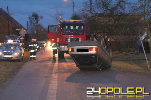 Pijana kobieta dachowała. W alkomacie zabrakło skali