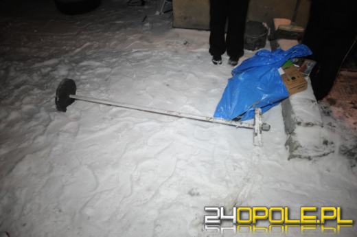 Furiat rzucał ze strychu w ludzi wszystkim, co podeszło mu pod rękę