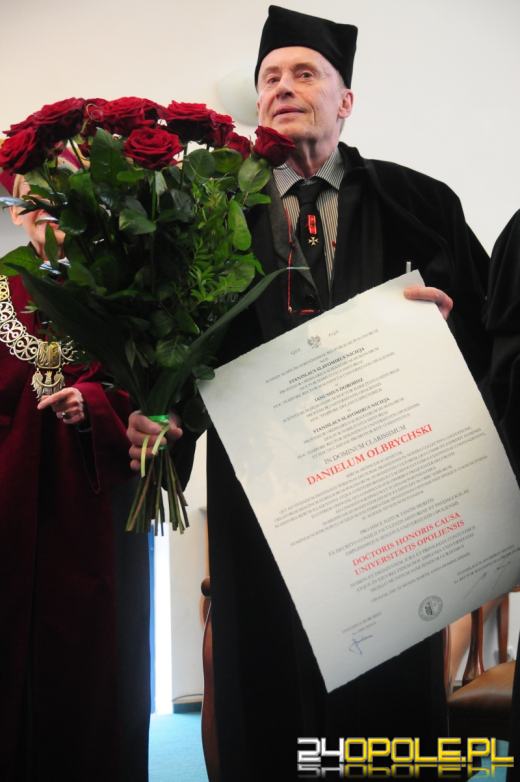 Daniel Olbrychski doktorem honoris causa Uniwersytetu Opolskiego