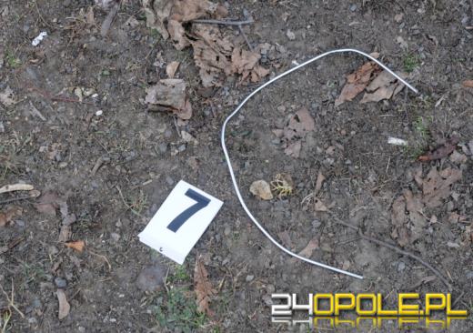 Atak na policjanta w Opolu. Napastnik dusił go drutem.