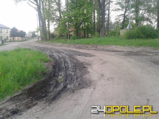 Autobus urwał zawieszenie na pętli przy ul. Żytniej