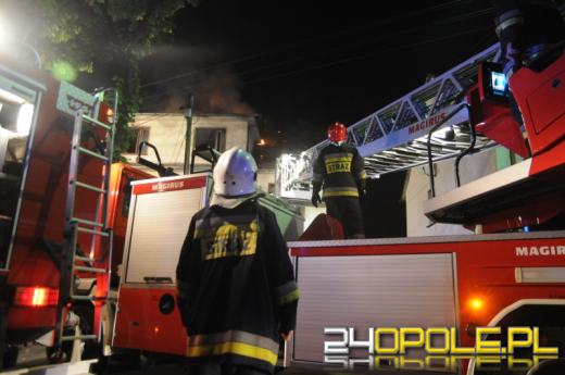 Tragiczny pożar budynku wielorodzinnego w Opolu. Zginęła kobieta.