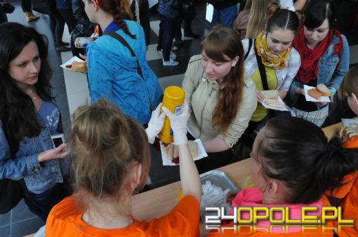 Nowa tradycja na Piastonaliach czyli studenckie śniadanie