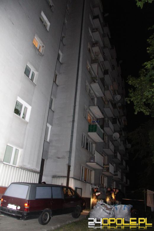 Tragiczny wypadek w Opolu. 60 - latek wypadł z balkonu.
