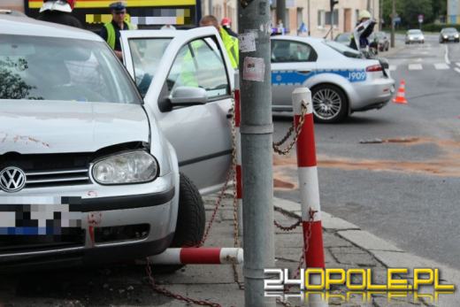 Wypadek przy ul. Plebiscytowej w Opolu. Dwie osoby ranne.