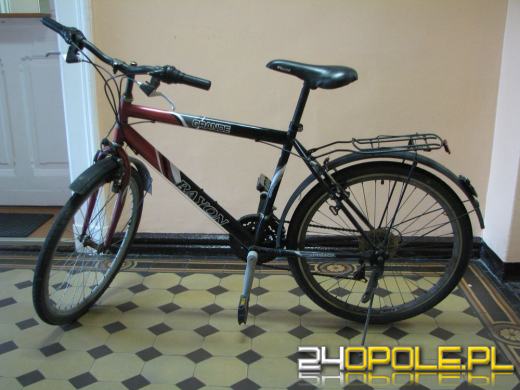 Nastolatek jechał rowerem po autostradzie A4