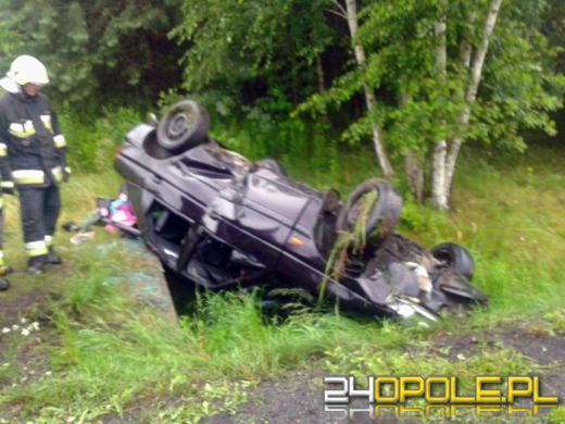 Ford escort dachował na obwodnicy Osowca