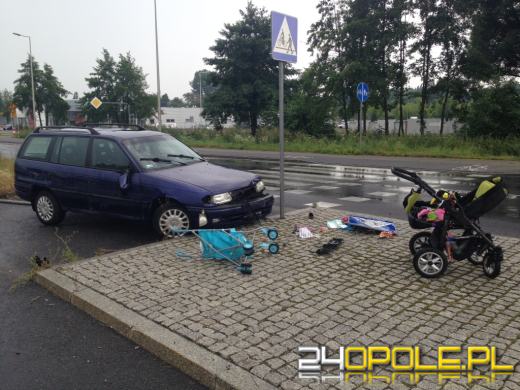 Rodzina potrącona na przejściu dla pieszych