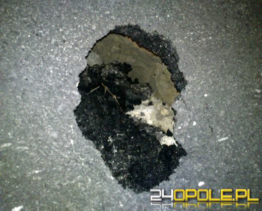 Ogromna dziura w jezdni na ul. Sosnkowskiego