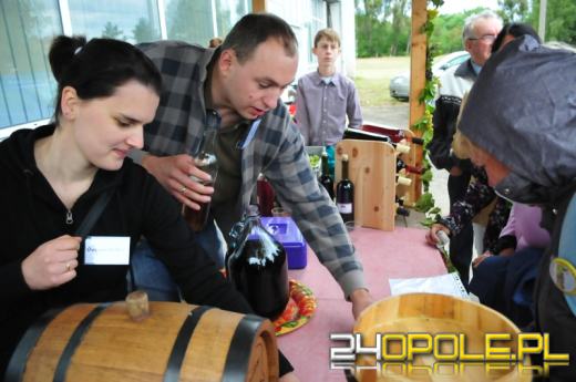 Mieszkańcy Winowa spotkali się na winobraniu