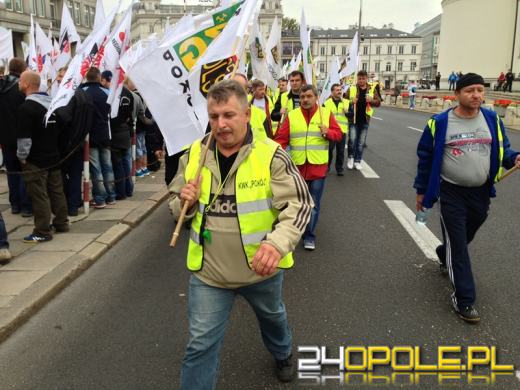 Opolscy związkowcy protestują w stolicy
