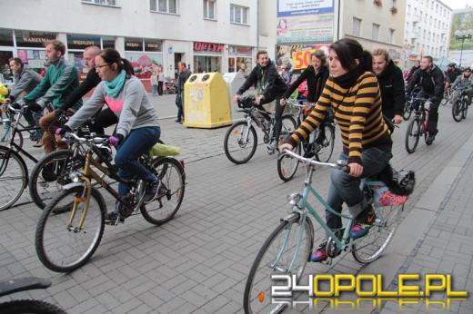 Rowerowa Masa Krytyczna na ulicach Opola