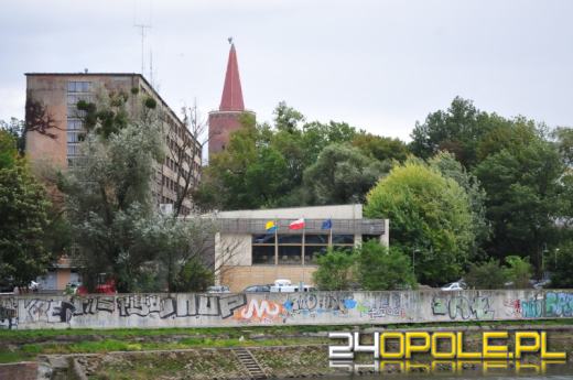 Teren wokół Wieży Piastowskiej ma przejść gruntowną rewitalizację