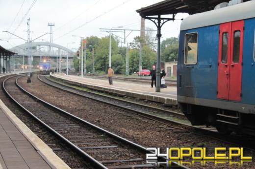 Pociąg wjechał na tor, na którym był już inny skład