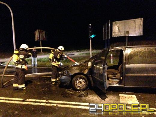 Dwa auta zapaliły się podczas jazdy