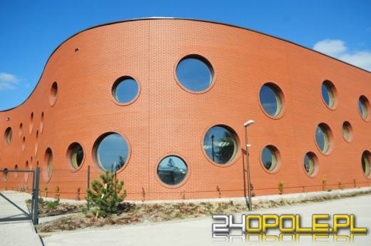 Basen przy ul. Prószkowskiej gotowy. Otwarcie najwcześniej w grudniu.