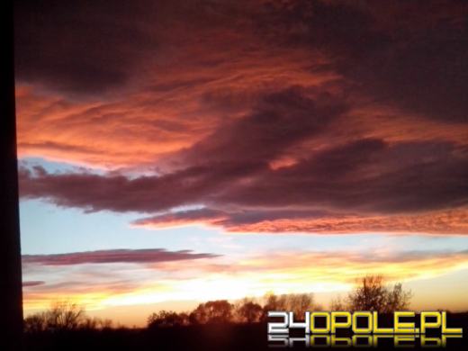 Piękny zachód słońca nad Opolszczyzną