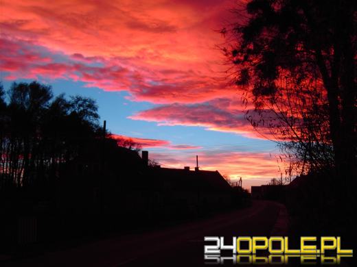 Piękny zachód słońca nad Opolszczyzną