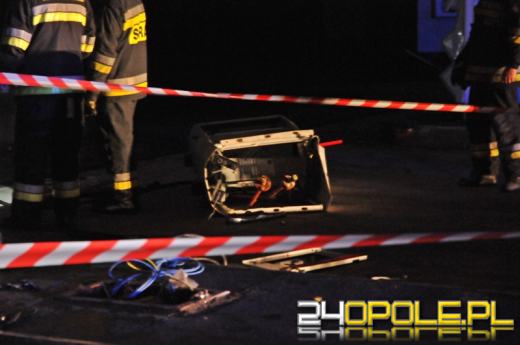 Kierowca BMW wjechał w dystrybutor gazu na stacji paliw