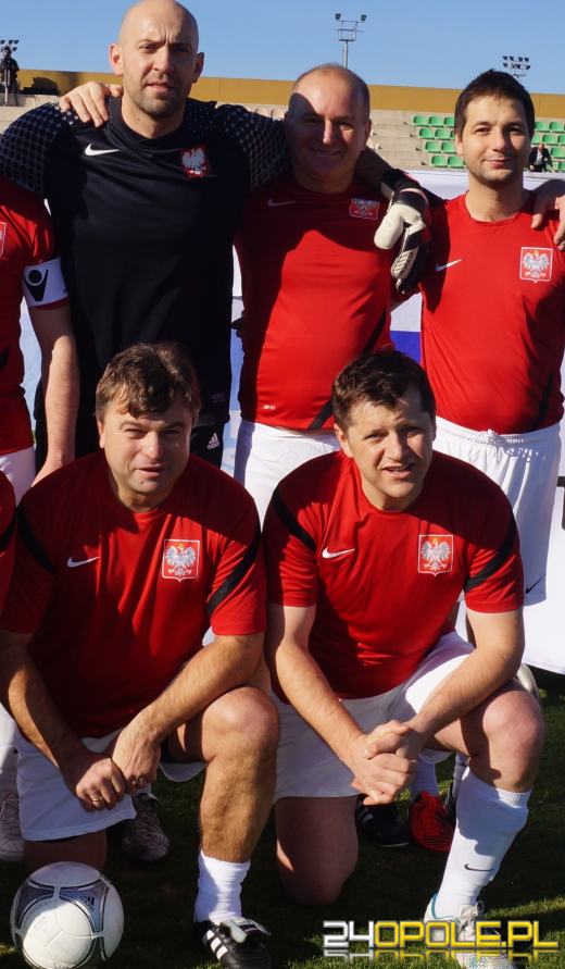 Poseł Jaki pojechał na turniej piłkarski do Turcji i złamał rękę