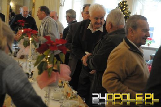 Seniorzy opolskiego rzemiosła spotkali się na opłatku