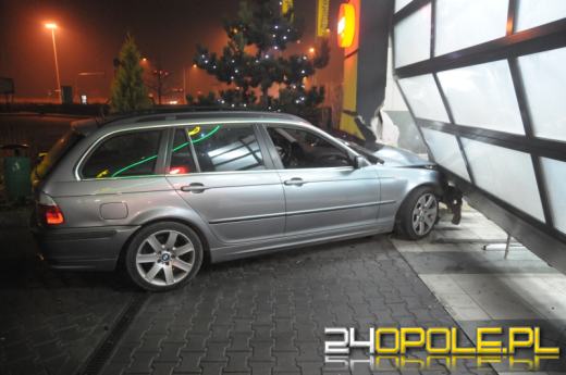 Pobił mężczyznę i potrącił go samochodem. Został zatrzymany.