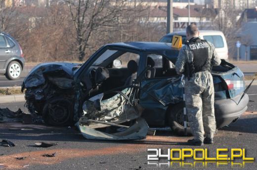 Groźny wypadek na wiadukcie na ul. Ozimskiej