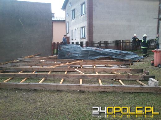 Porywisty wiatr zrywa dachy na Opolszczyźnie