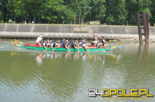 Politechnika górą w wyścigu smoczych łodzi