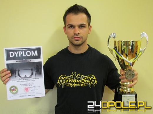 Policjant z Brzegu mistrzem Polski w wyciskaniu sztangi