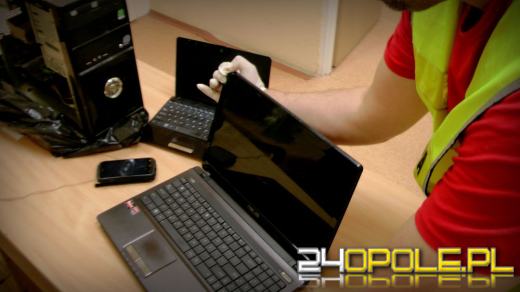 "Przedsiębiorczy" informatycy sprzedawali pirackie programy