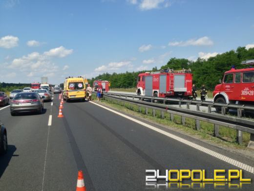 Karambol czterech aut na autostradzie A4