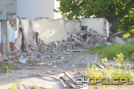 Ratusz przymierza się do zakupu działki po fabryce FSO