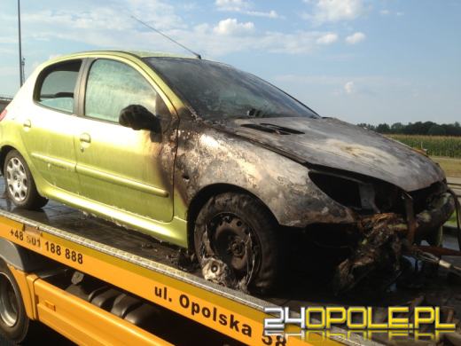 Pożar samochodu i kolizja na autostradzie A4
