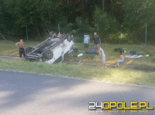 Pożar samochodu i kolizja na autostradzie A4