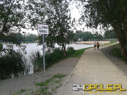 Policjant uratował chłopców tonących na środku akwenu