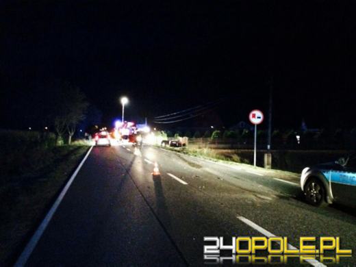 Z ciężarówki urwało się koło i uderzyło w jadący samochód