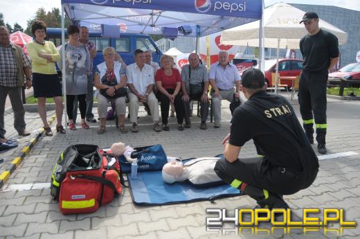 Troleje, alkogogle i pierwsza pomoc w Krasiejowie