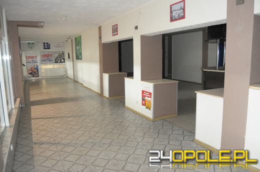 Kultowy lokal przy Toropolu znowu świeci pustkami