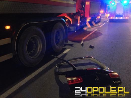 Renault wypadło z drogi na ul. Nysy Łużyckiej