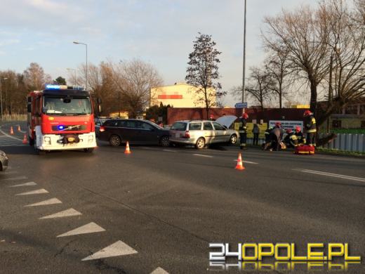 Trzy osoby ranne w wyniku wypadku na Zaodrzu