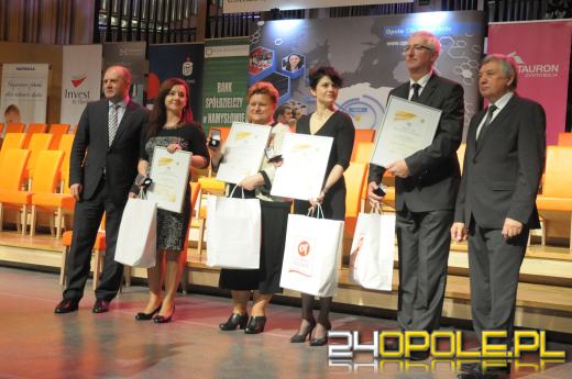 Elżbieta Bieńkowska uhonorowana podczas gali Laurów Umiejętności i Kompetencji