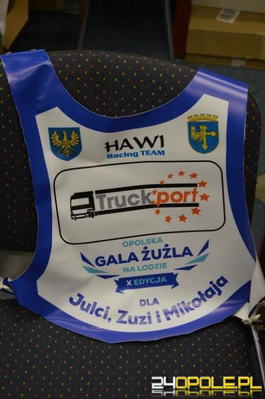 Kończą się aukcje na rzecz WOŚP. Co można na nich kupić?