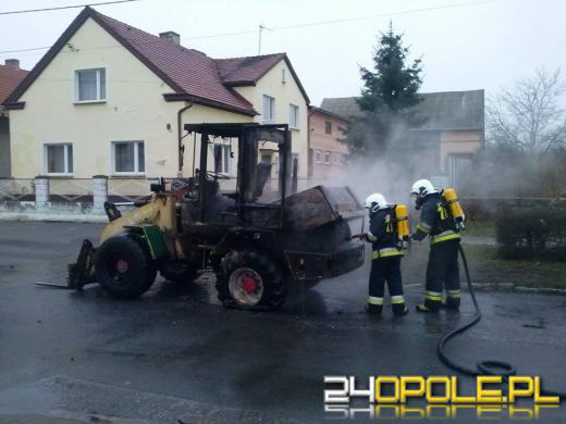 Koparka spłonęła w Głogówku