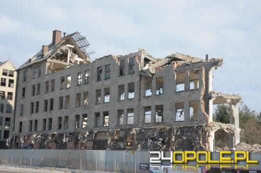 Rozpoczęło się wyburzanie magazynów przy ul. Wspólnej